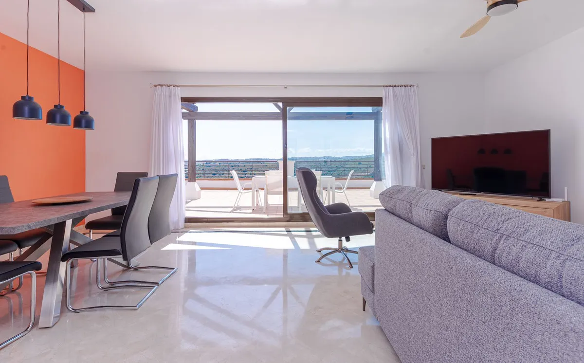 5d9ff5fc-77cb-45c8-b471-ee6b27906748