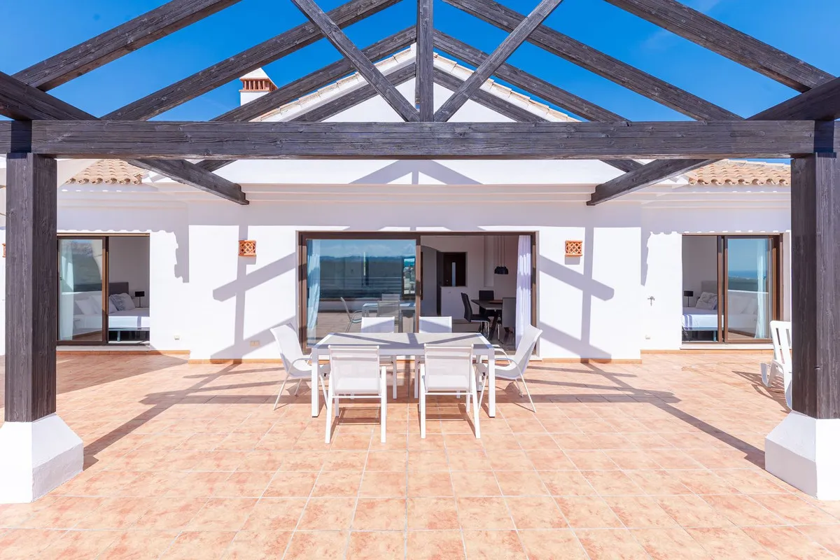 cb4900f0-60c1-4558-91f9-385c9ad15d92