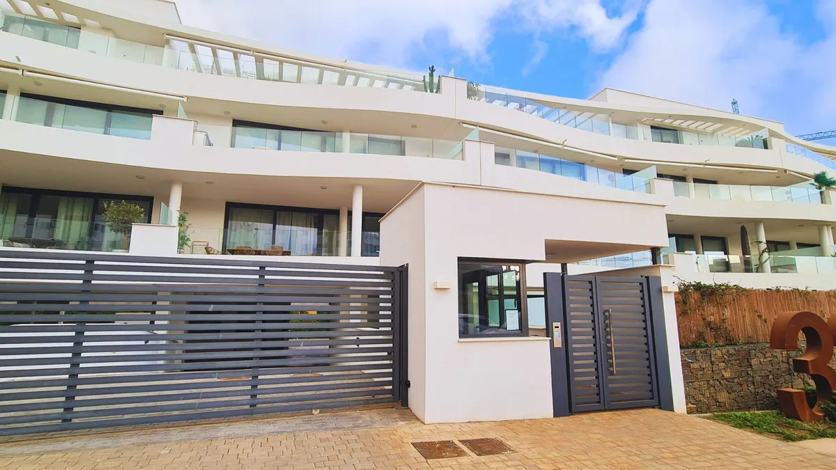 2d912421-121a-400b-b0c2-6eef7dec0fa6