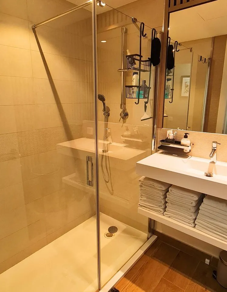 4b92830e-dc5c-4cb1-8db6-27932ebe3a60