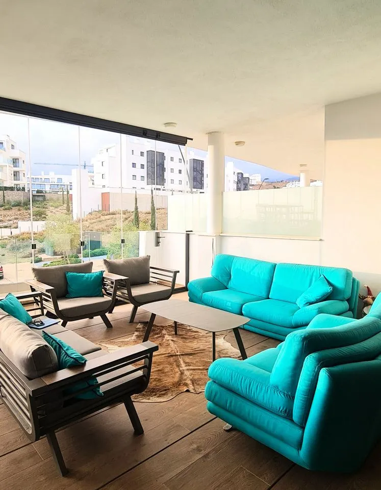 4ef8fa51-8a6b-43b9-8dcc-a57c8e3b3626