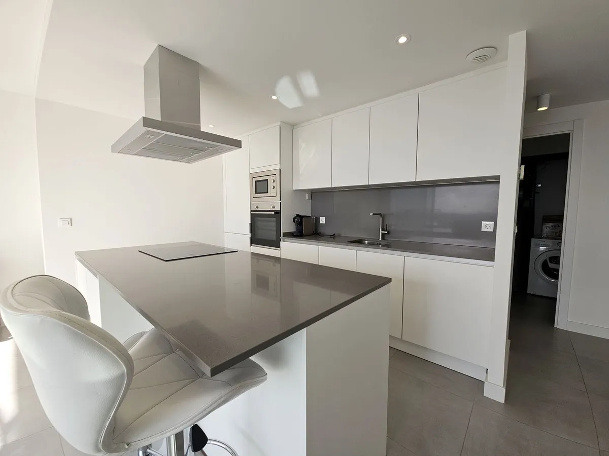 663ffcf0-e5c6-4d44-8624-b4f29e9a8f39