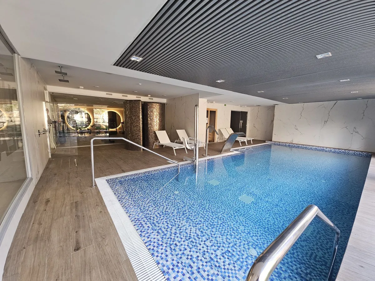 8f48fef8-d420-449f-96bb-7adae0bed5b8