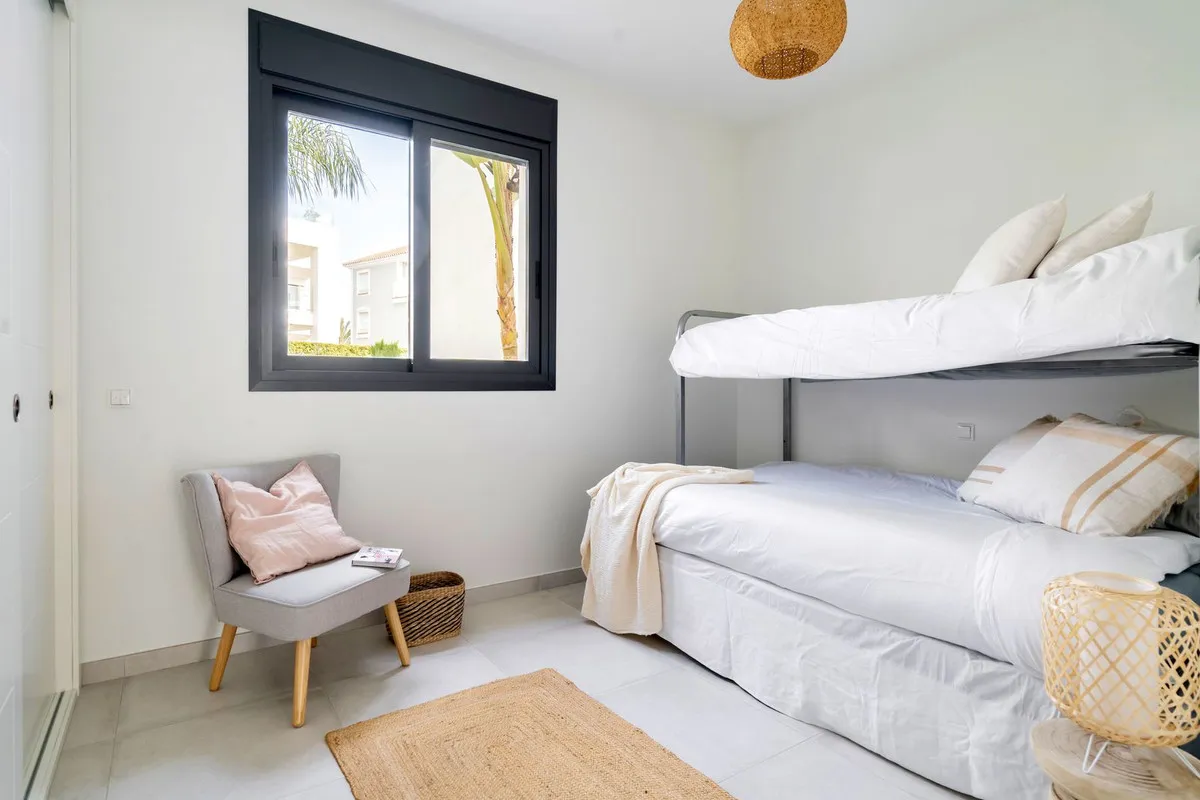 e5135592-5d3e-4d9a-af3e-dc50ae210b1b