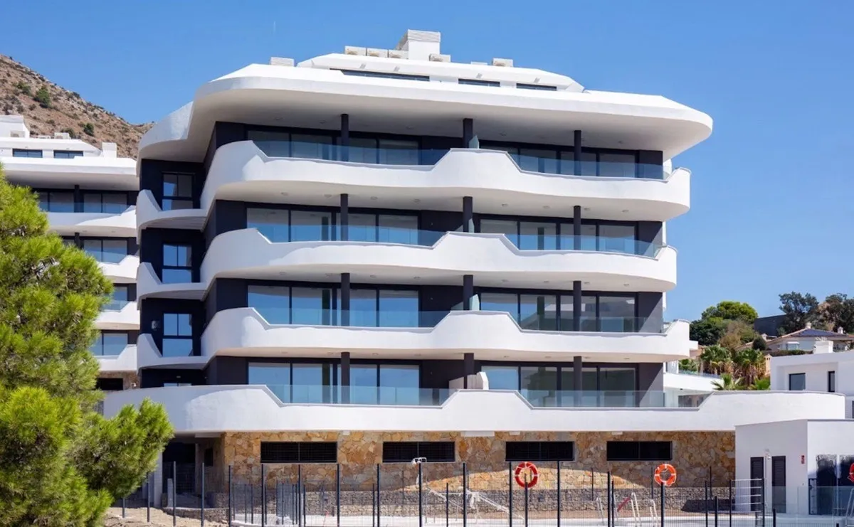 3ad0f58b-4ab8-4271-bb73-ee45a3c528d1