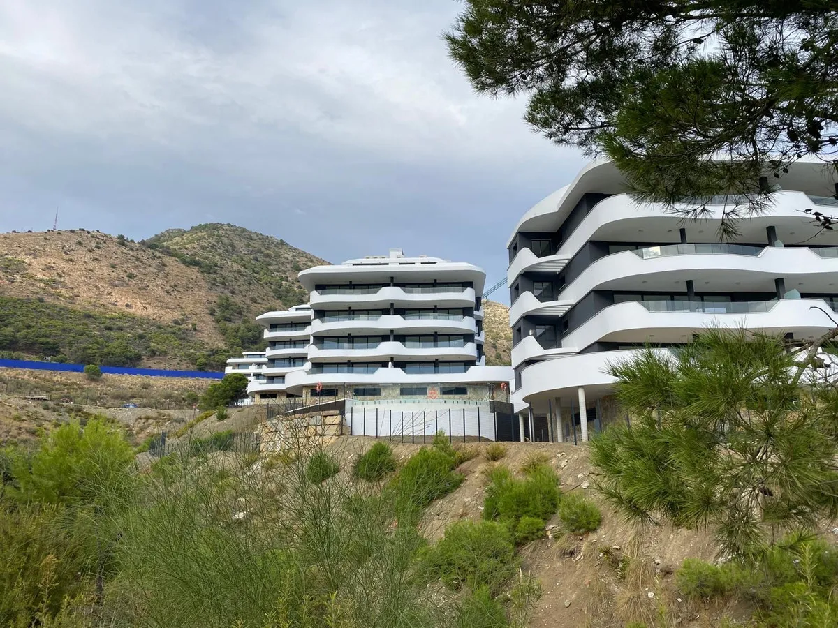 7b78e047-b8ba-4d50-881a-5d18a4fe7529