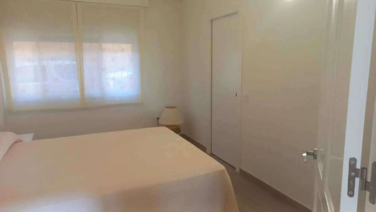 330e45eb-e121-45e1-94ce-04b98fea7ed8