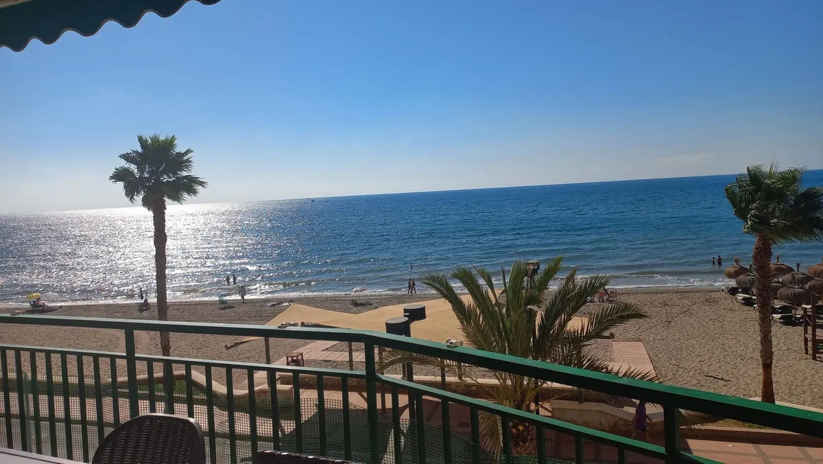 b8039c6d-7c47-4e98-a4db-60c5cfc650c1