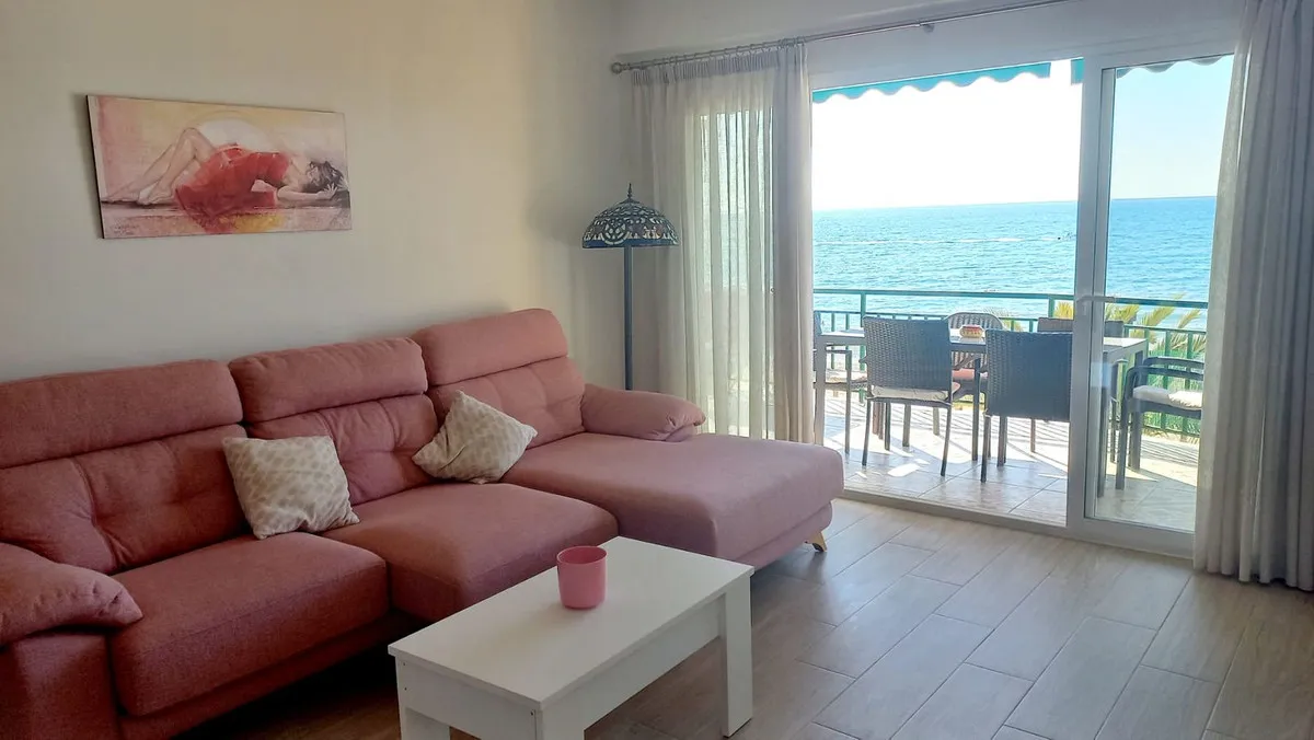 c808db7c-b323-436b-8174-31ce92ed6458