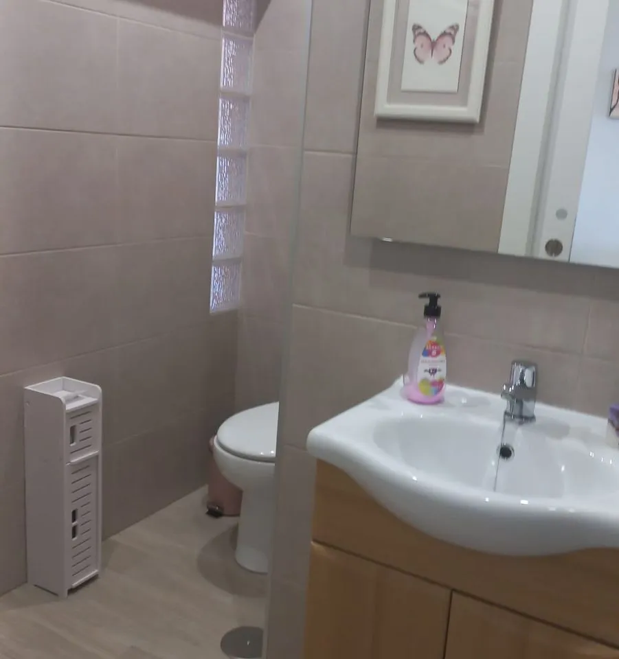 ee157f27-d076-45cb-a86a-a8d999ecfd59