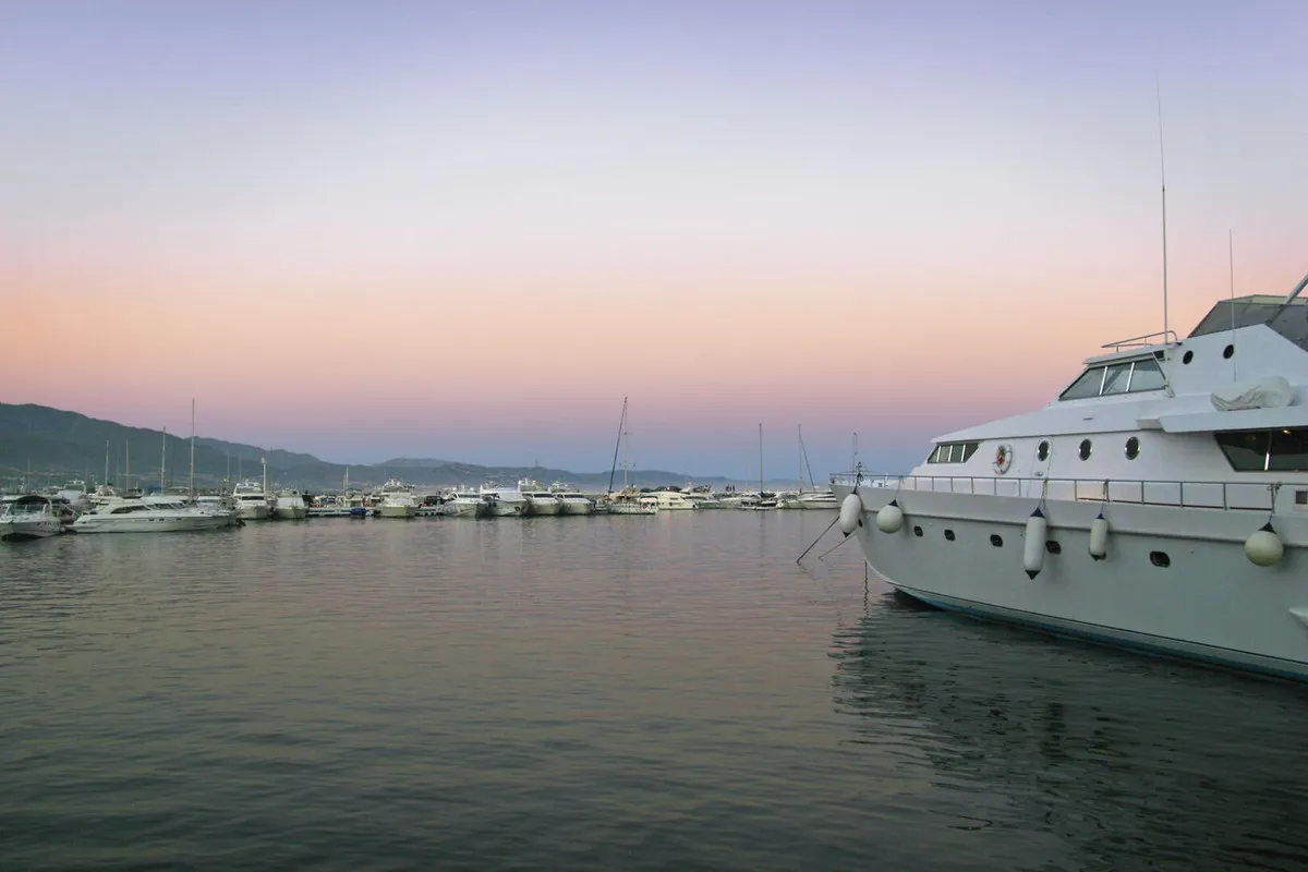 cf3b3eb6-92ab-42d4-afb7-62d25098a3e0