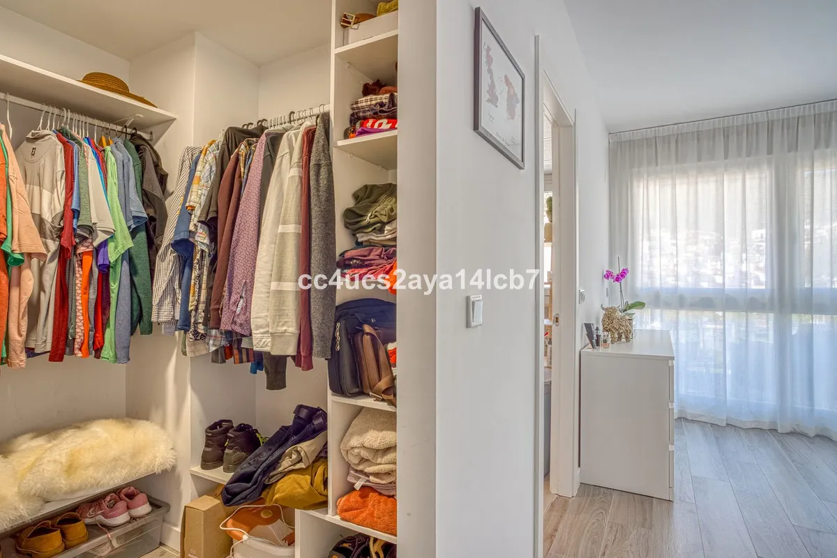 3274cfc8-cd03-44f7-b519-9b105d285991