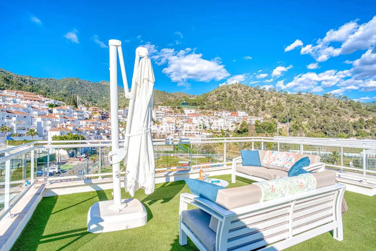 da0e8ecb-9779-40fd-94a7-b2bdcf0a9516