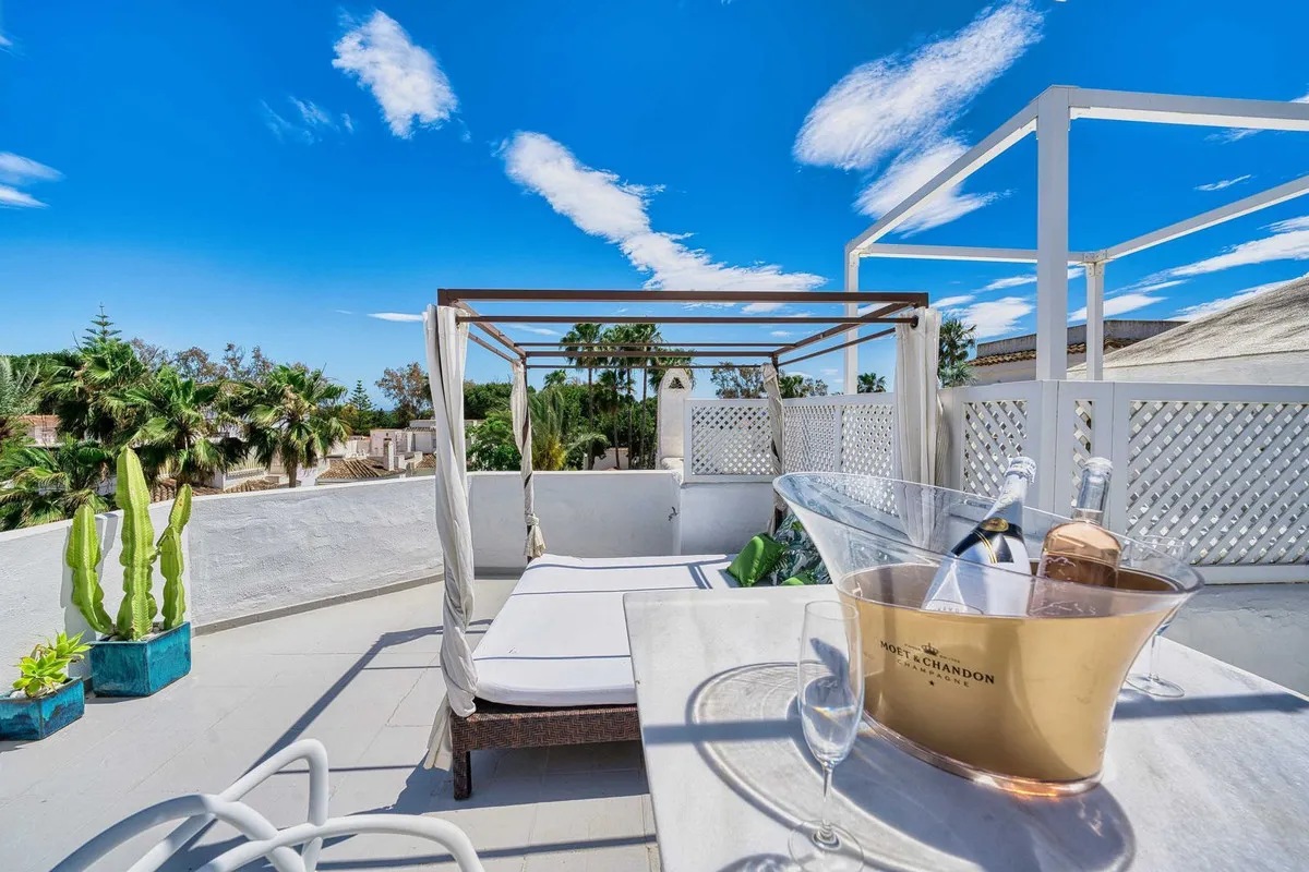 4c71ded6-3f28-4a04-a09e-3f121a5217b0