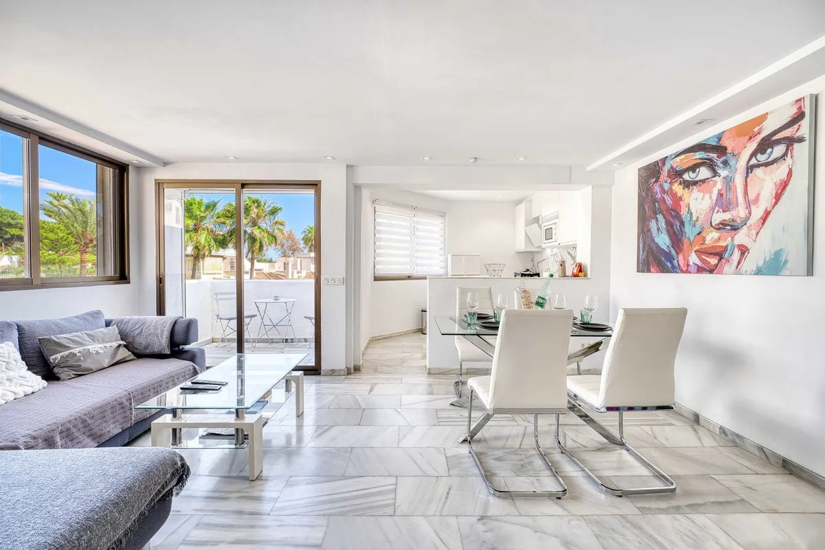 ce6fc334-628d-40c1-8895-e3ec4fbf2442