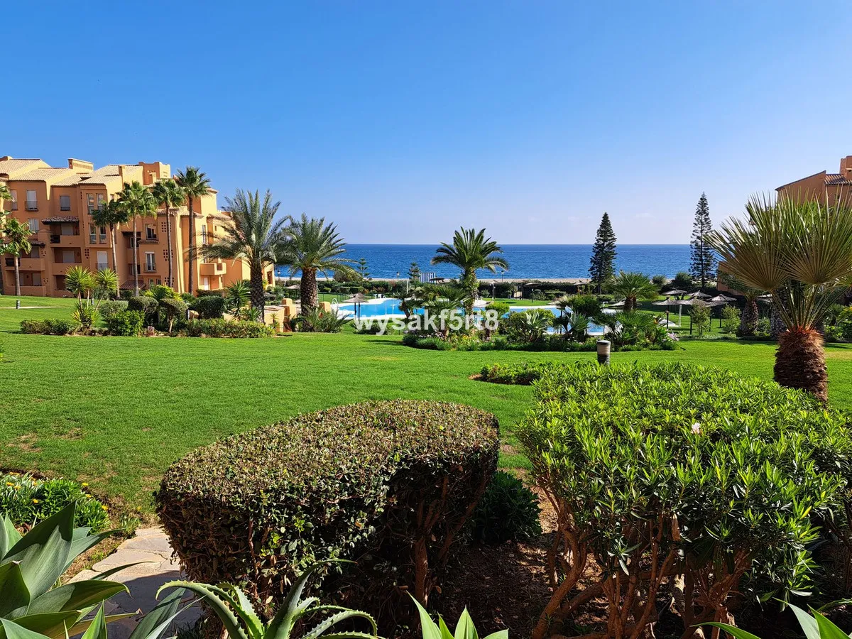 1c54883f-5155-4a54-8b9d-704da2f46c83