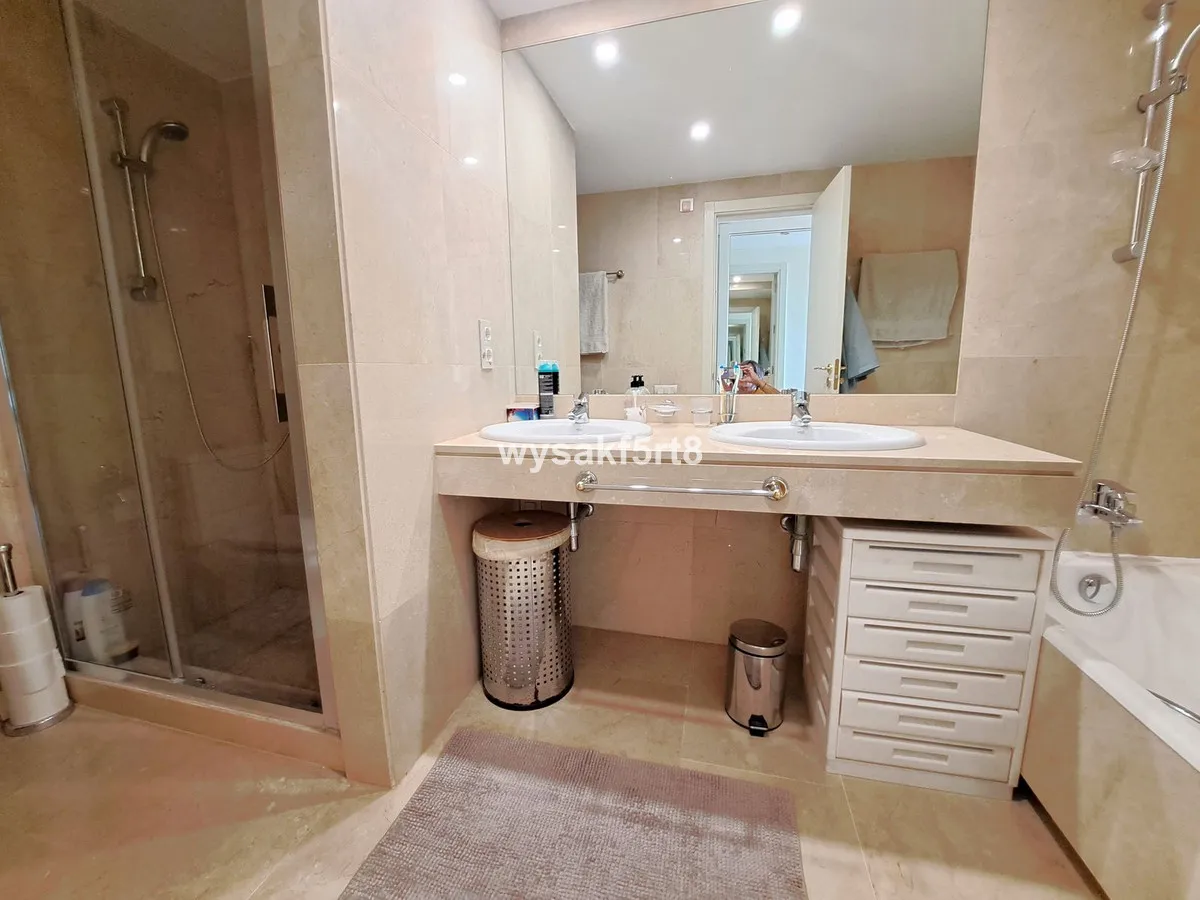 89d5152d-7b3a-42dd-ad41-6f502bf559e7