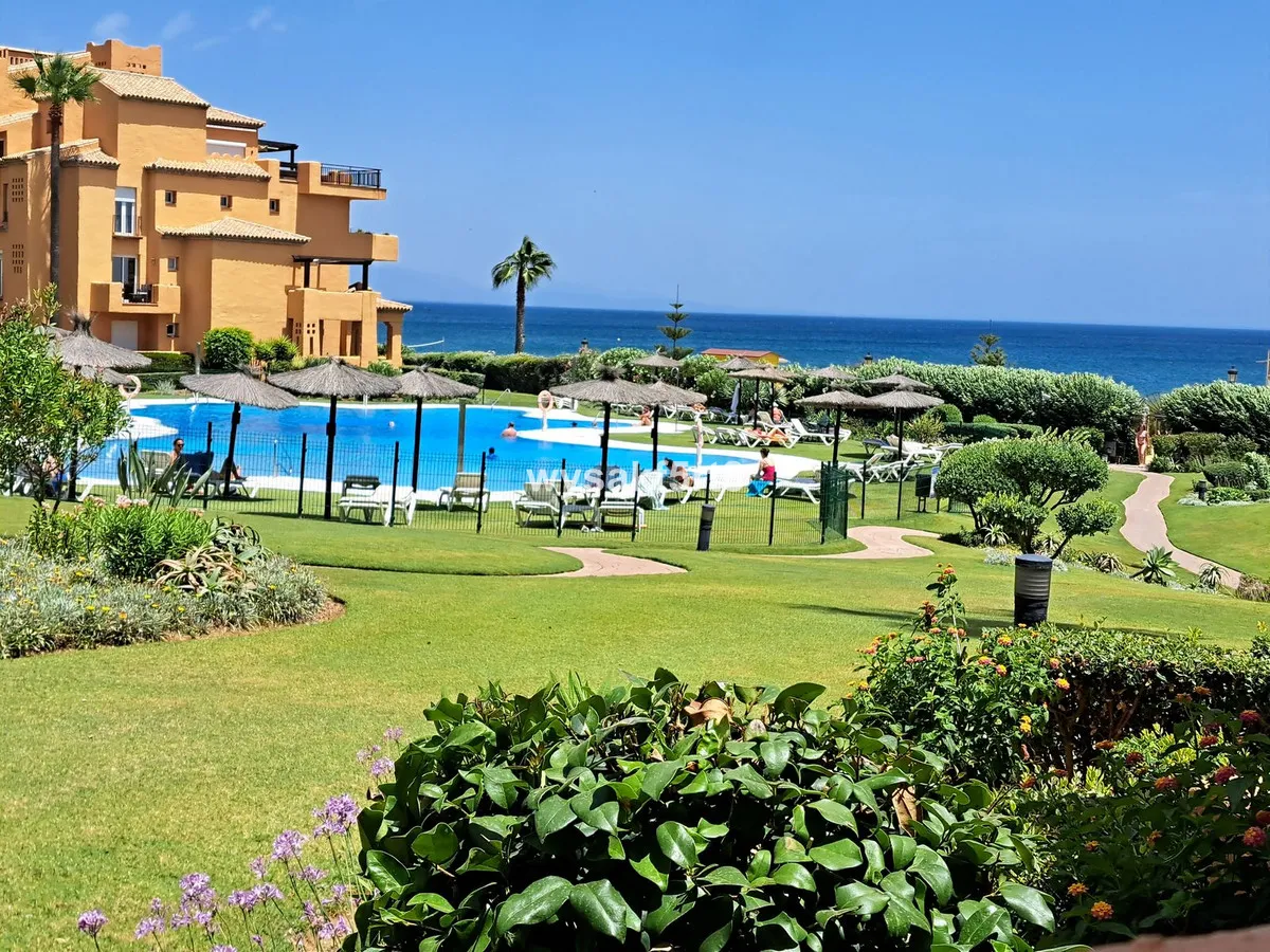 d06ad0c3-3eb8-40bb-be1c-45c0d09d1fa8