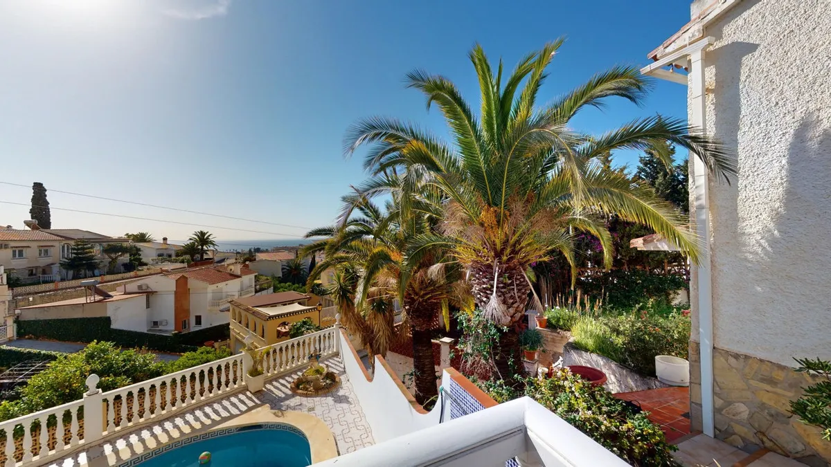 41a281e8-a768-4ace-92c9-b5eeec20f3d3