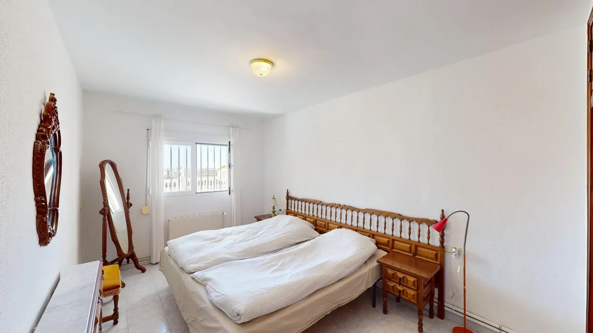 80f8a6e1-55f7-4c3f-8272-0dacad354e0b