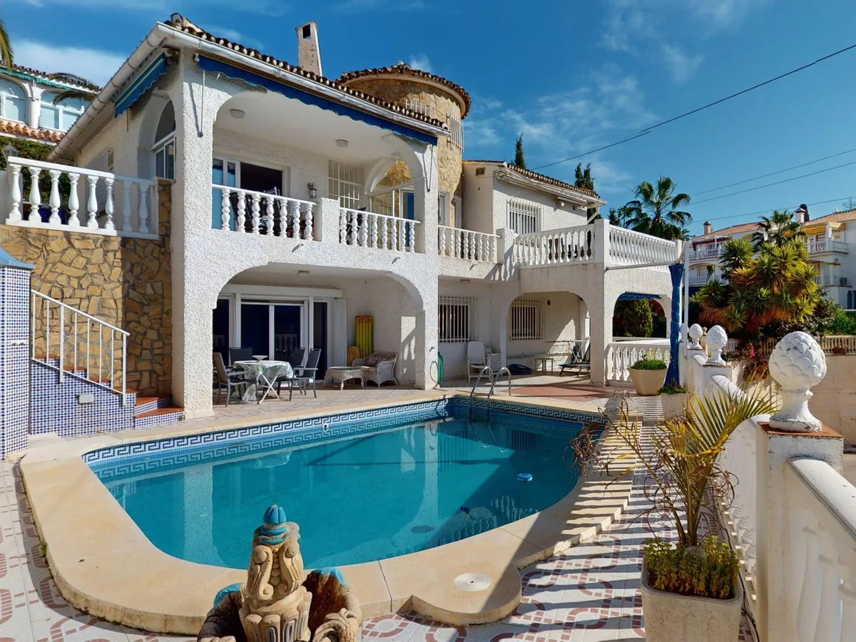 bbbd82e6-65d9-4ed5-9d72-9ea36bfe2888