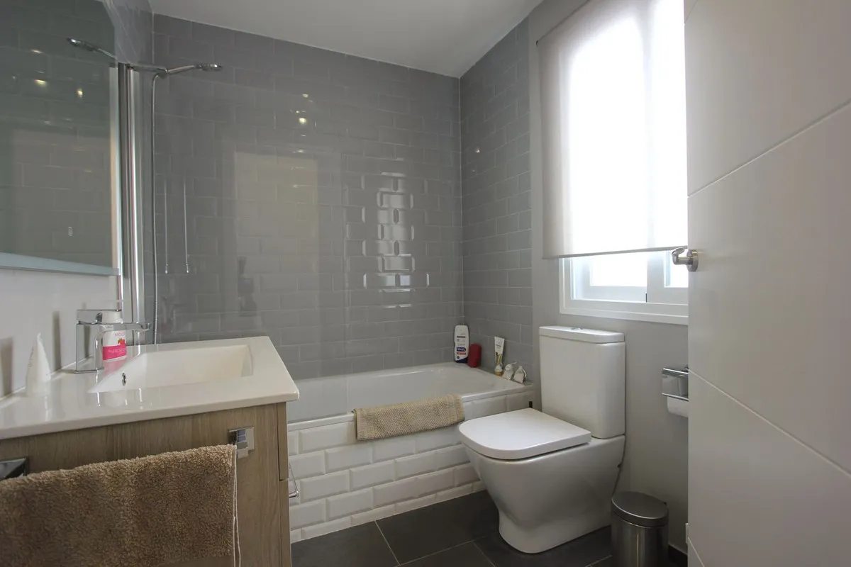 41a55b91-74dc-4144-9827-d3003b9e7790