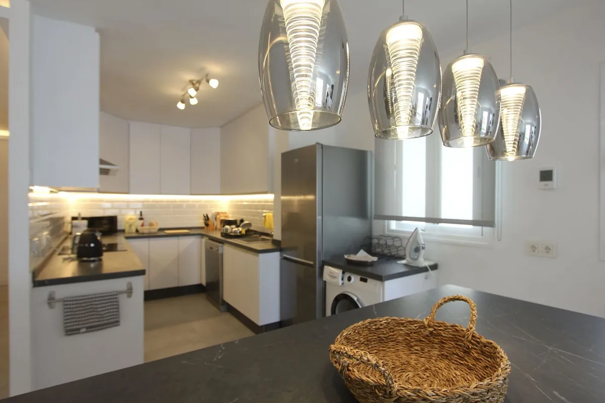 84966337-b315-468e-9f3b-9a84bf8f3f4c