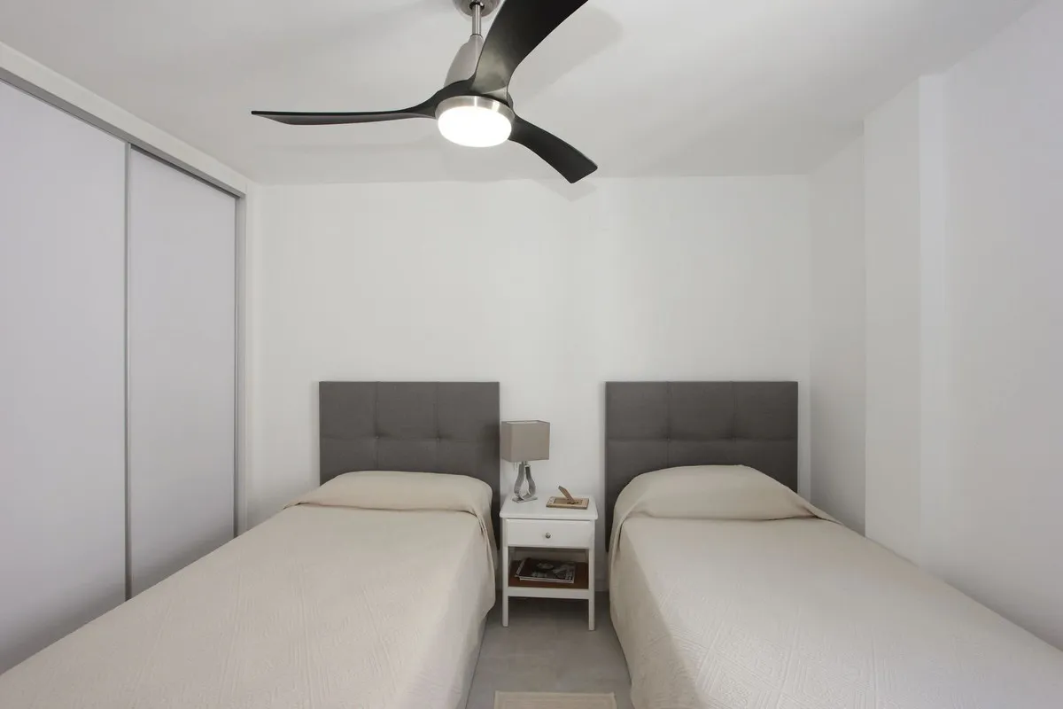 b0027322-16f2-402b-9921-c4d4f5b2524a