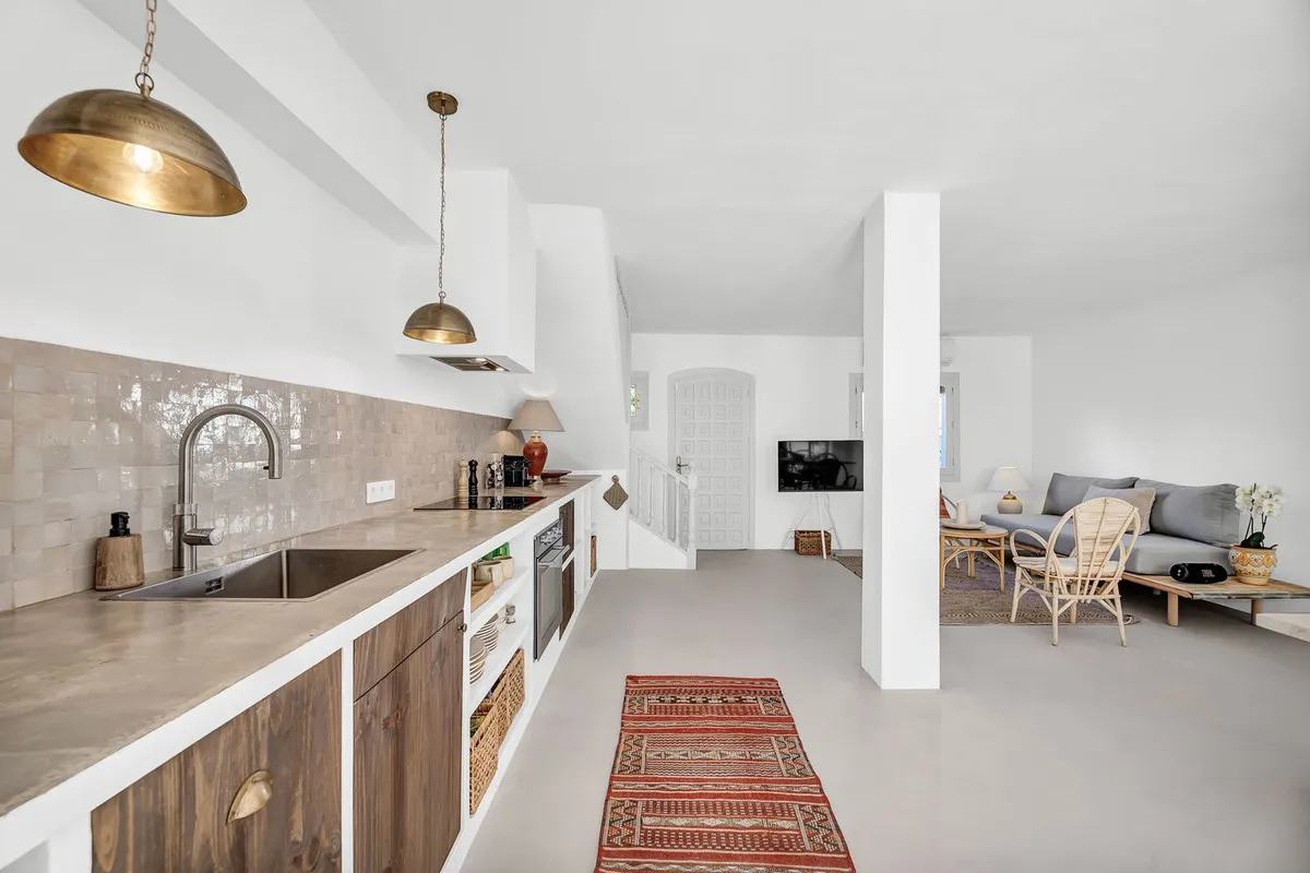 1a6cd381-f158-43de-802a-663c21414945