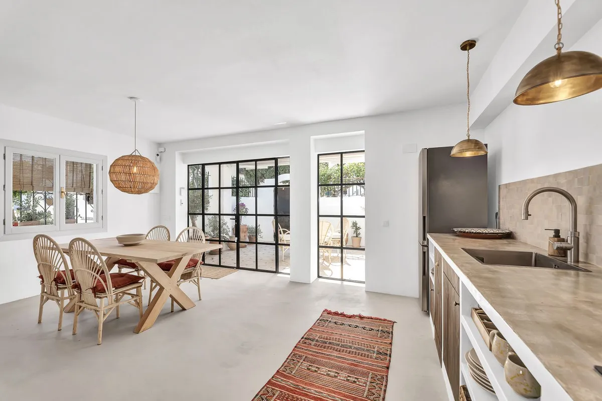 2486c492-f5bc-436c-8eb5-6e4ec1ca7ecb