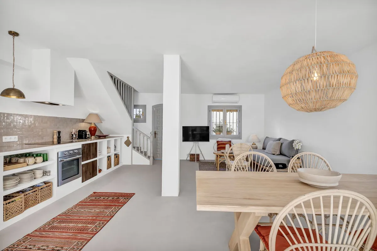 65b1426d-8eef-4351-ab54-5314ca768765