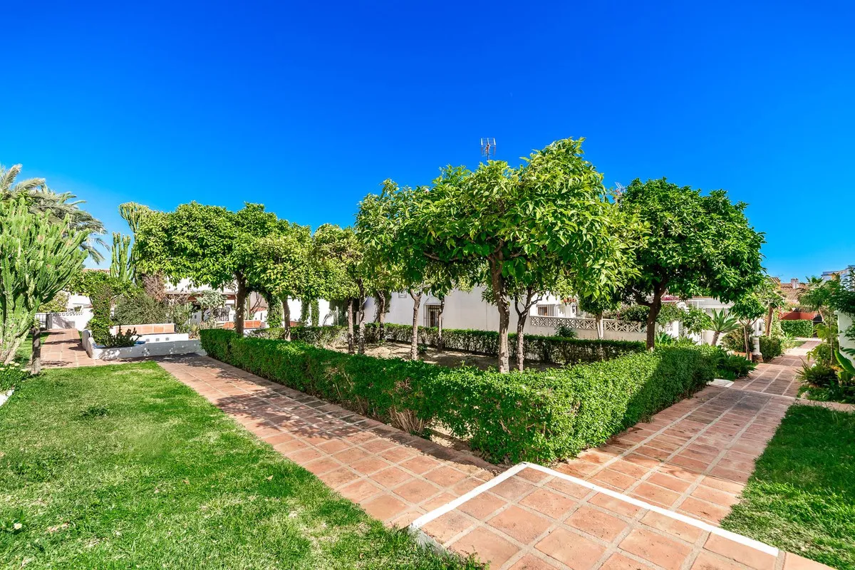 933dd0a0-3ea0-4e81-b609-484e4c231323