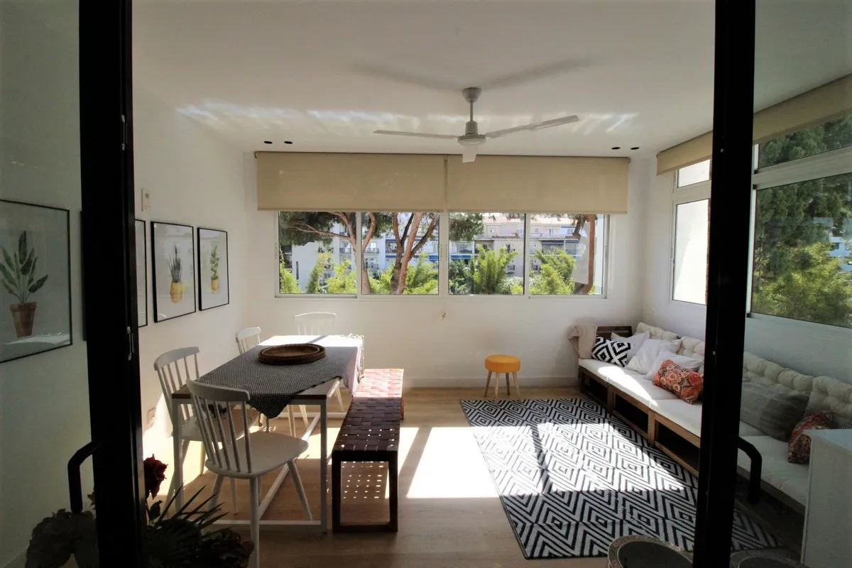 d9e8a6d4-6912-407b-b9e3-3ab744b7f03d