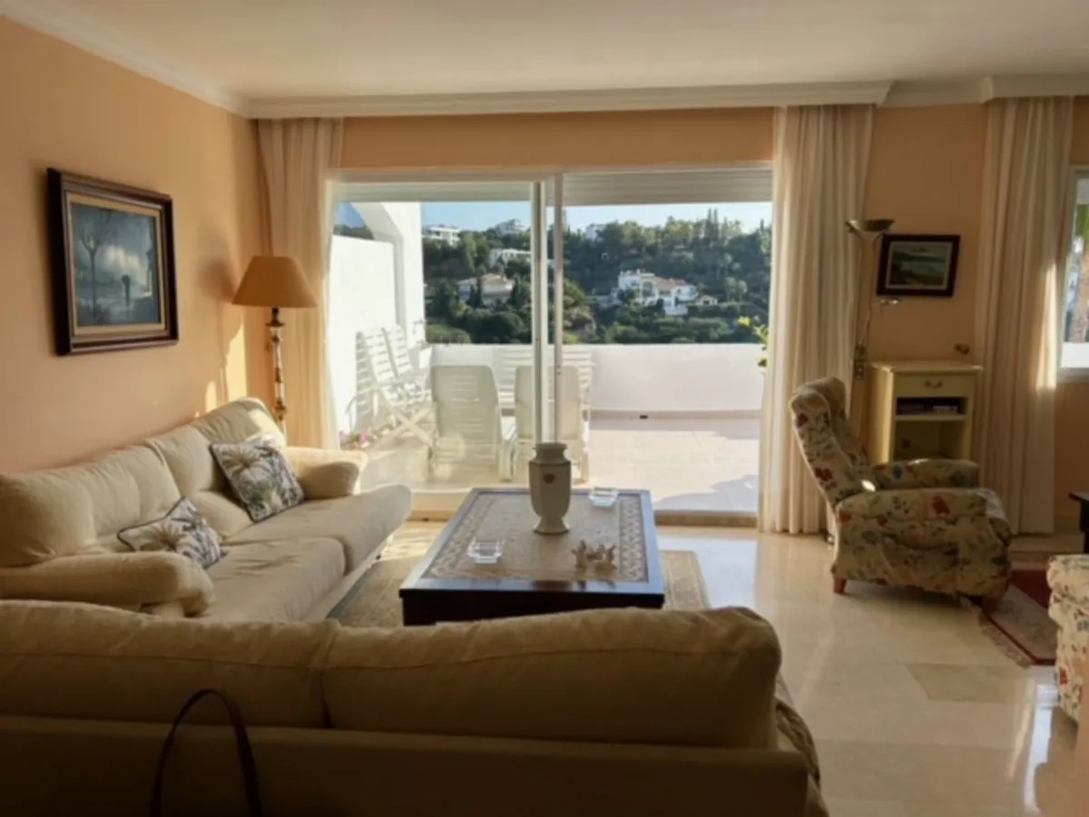 0f9045c0-b953-41cc-bcb5-4979c887a5c8