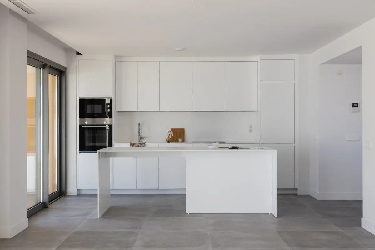 1b16169a-6581-4a83-9909-b649fdb74e25