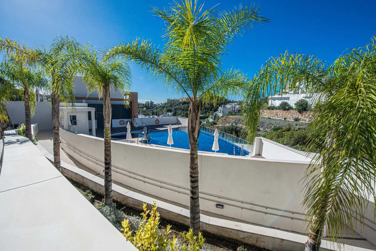 6cc104cd-604f-4f6b-b5e3-f3ec6d36fa65