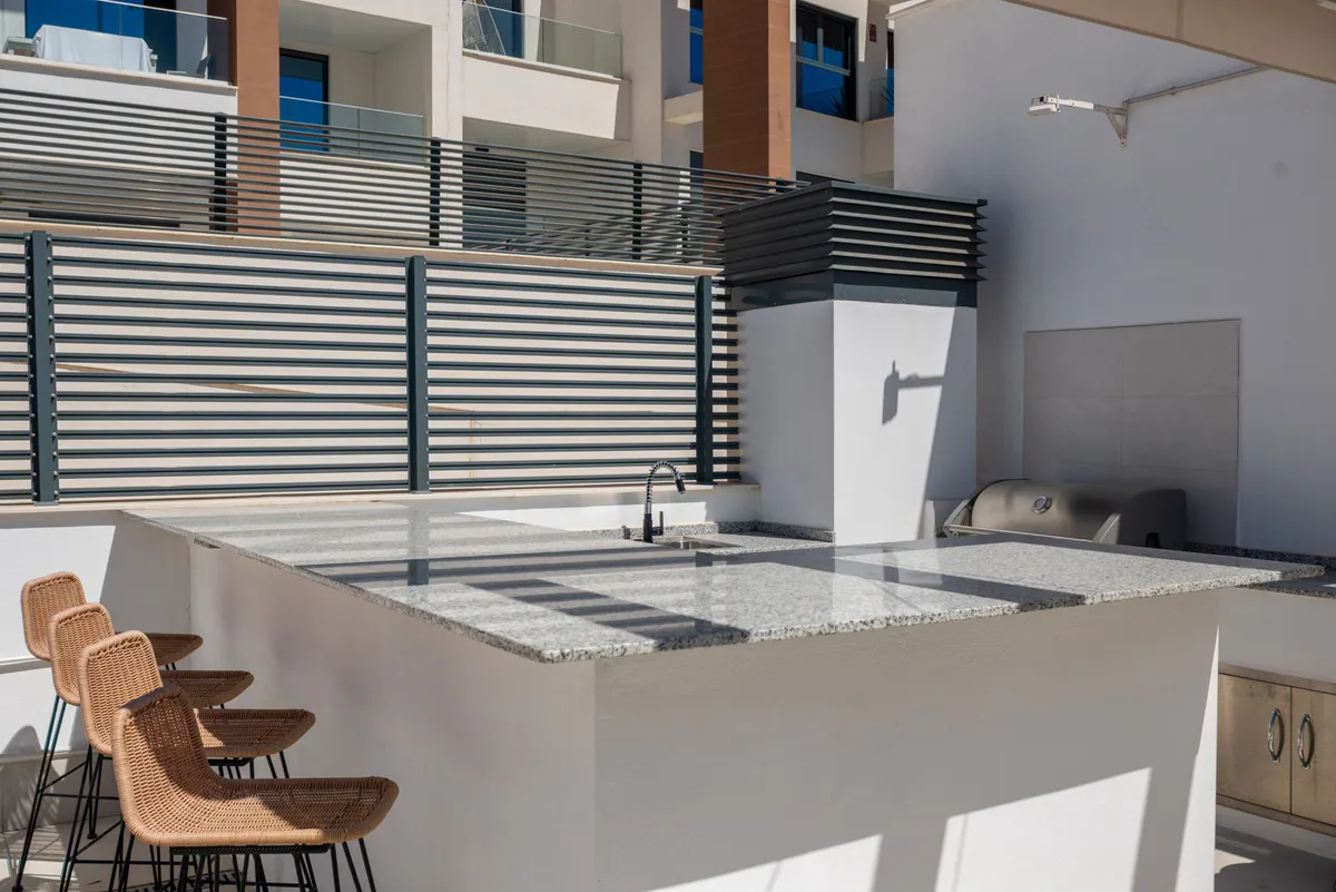 b65466f8-c7bf-4fa9-ab60-6f0e60bf2bb4