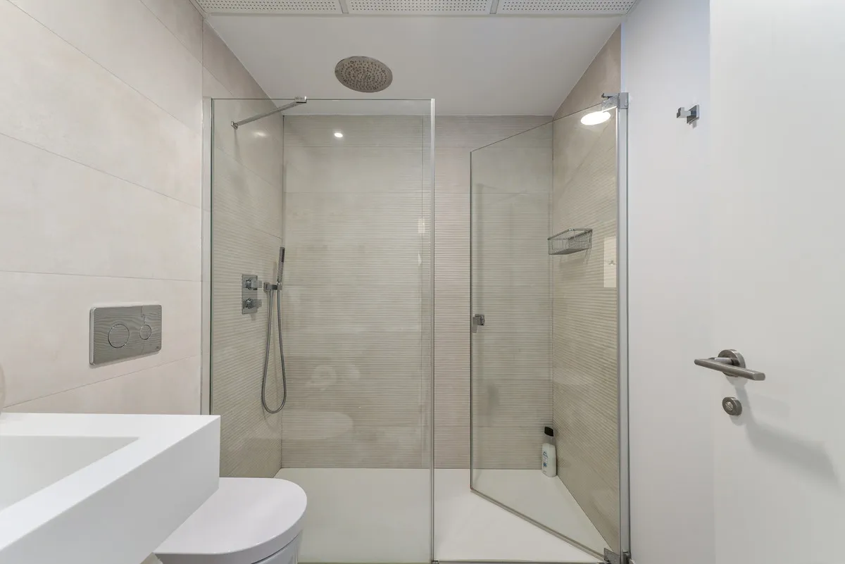 c0e9658f-4352-4e10-85c0-ee89ccde5b0f