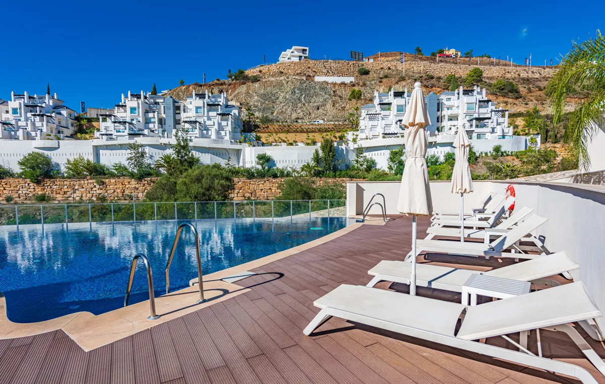 c69842d5-ee10-4ebf-92d4-20eaf58320d1