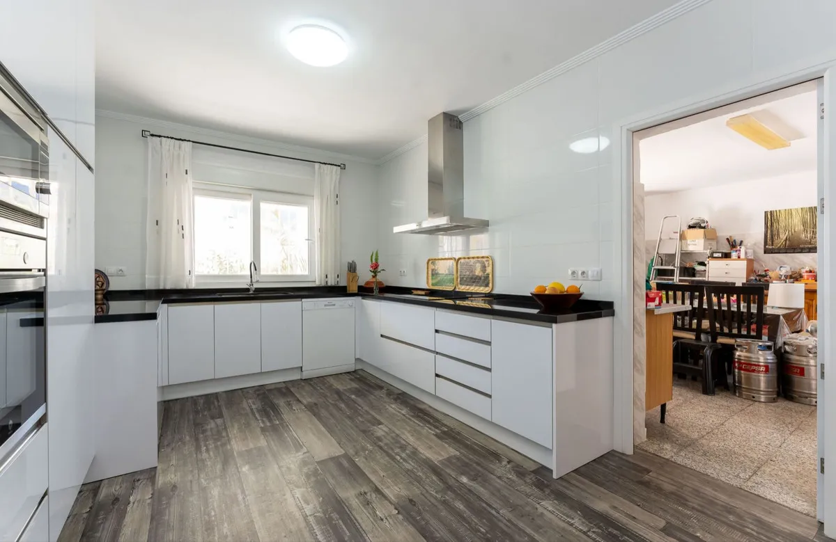 036a9a92-4a27-4701-b552-b1acdd294009