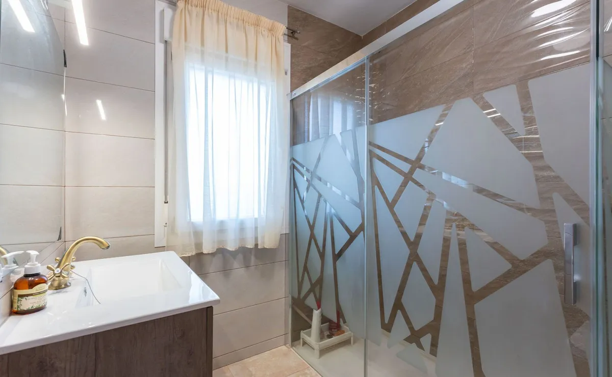 09b7427a-19b2-4f91-8184-152445886384