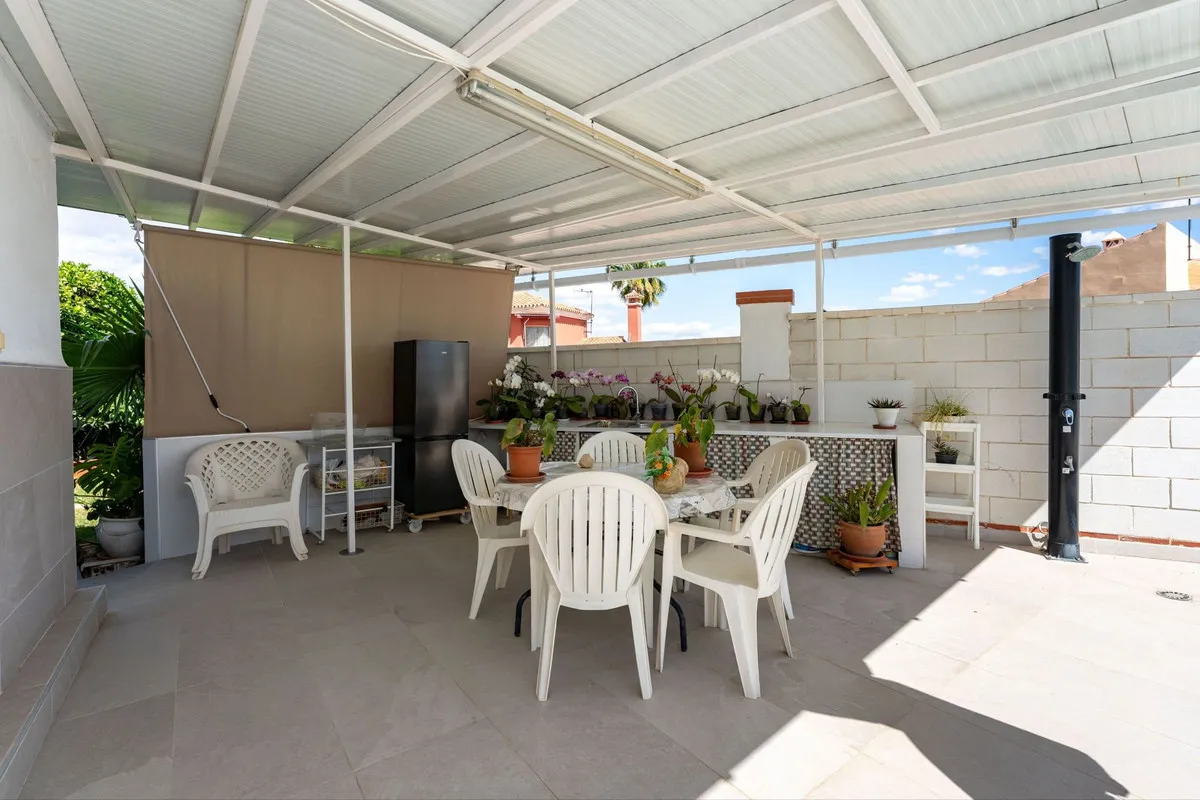 372c0ee8-c08b-4033-974c-a08b7a216aea