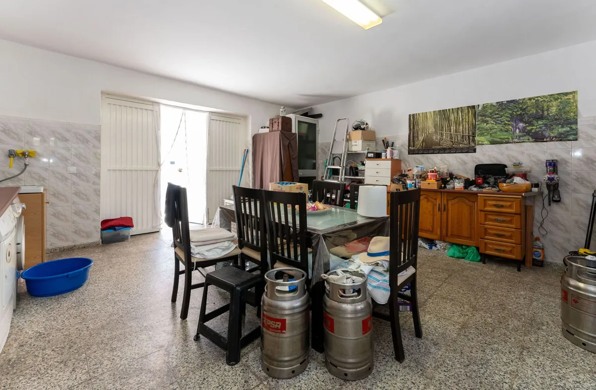 37e25a36-e428-487c-b126-e1a98bb4cbbe