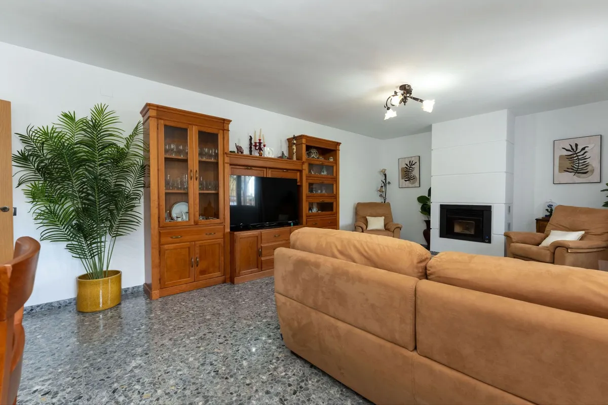 89bfd2c8-29f2-4ecb-9ef4-f0f24e30e3a5