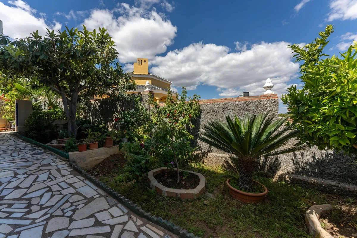 e220520b-ac45-4790-982f-9c4843c3491b