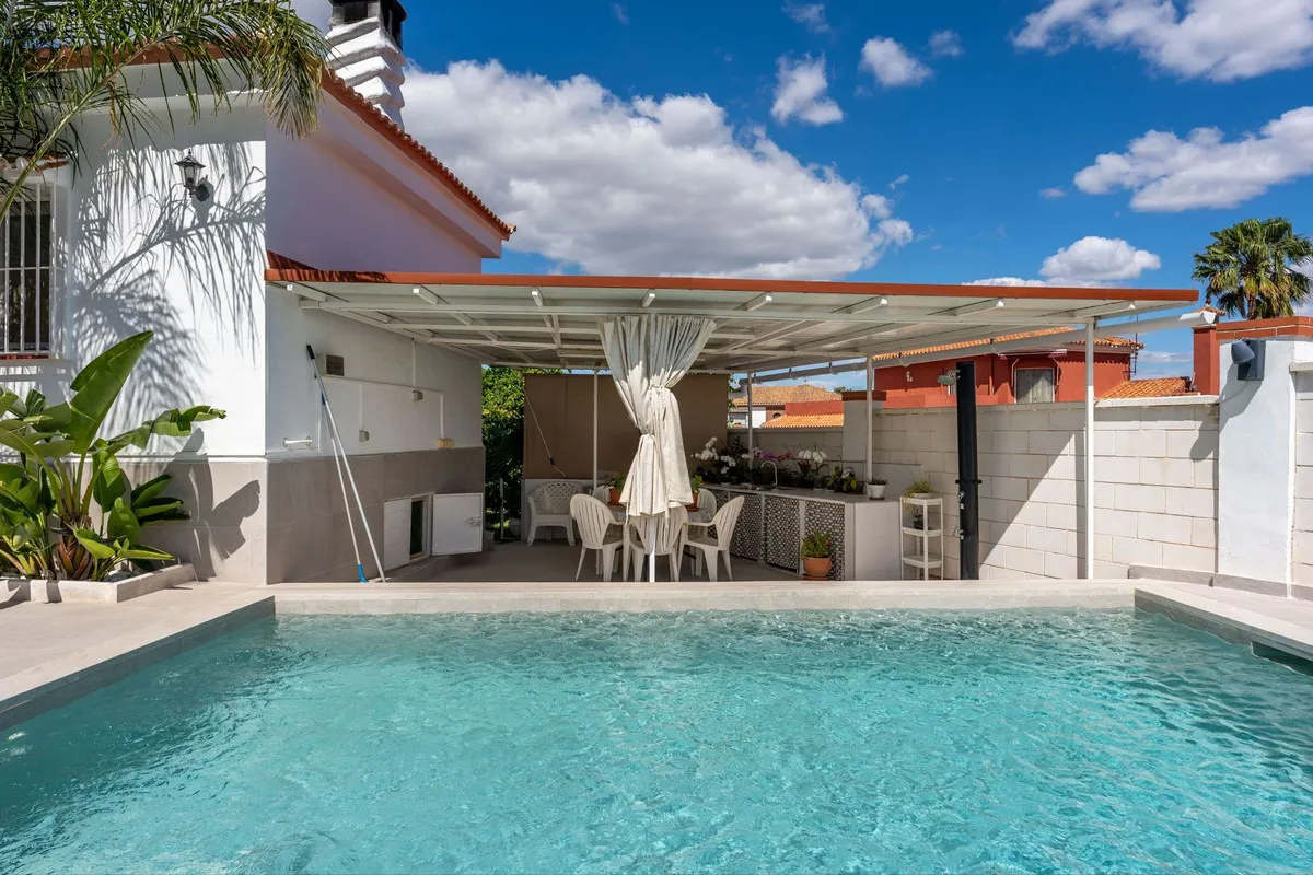 ff64e0ce-fa27-4d4f-851c-6bc4e49692a6