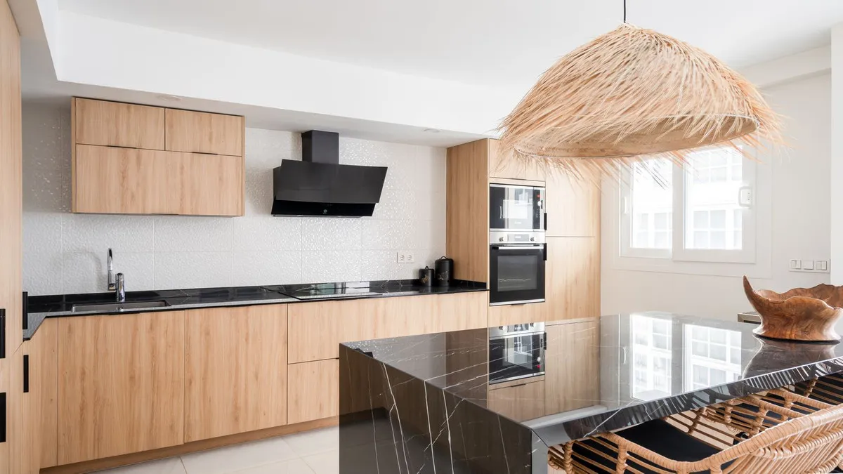 091084db-80ce-4e33-b6aa-a4798c0c3257