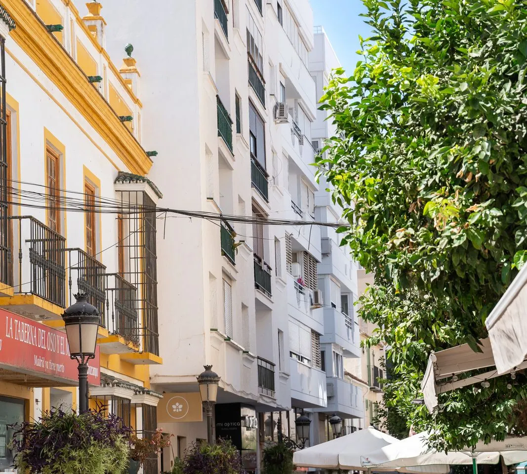 a2e4acb3-4df2-43ec-8820-575423a3b52b