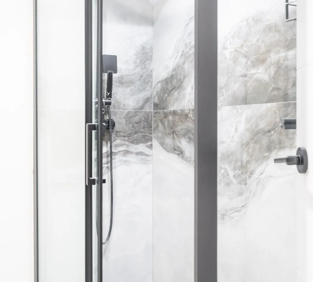 a5438241-fd13-4432-8aaa-cc7385af966f