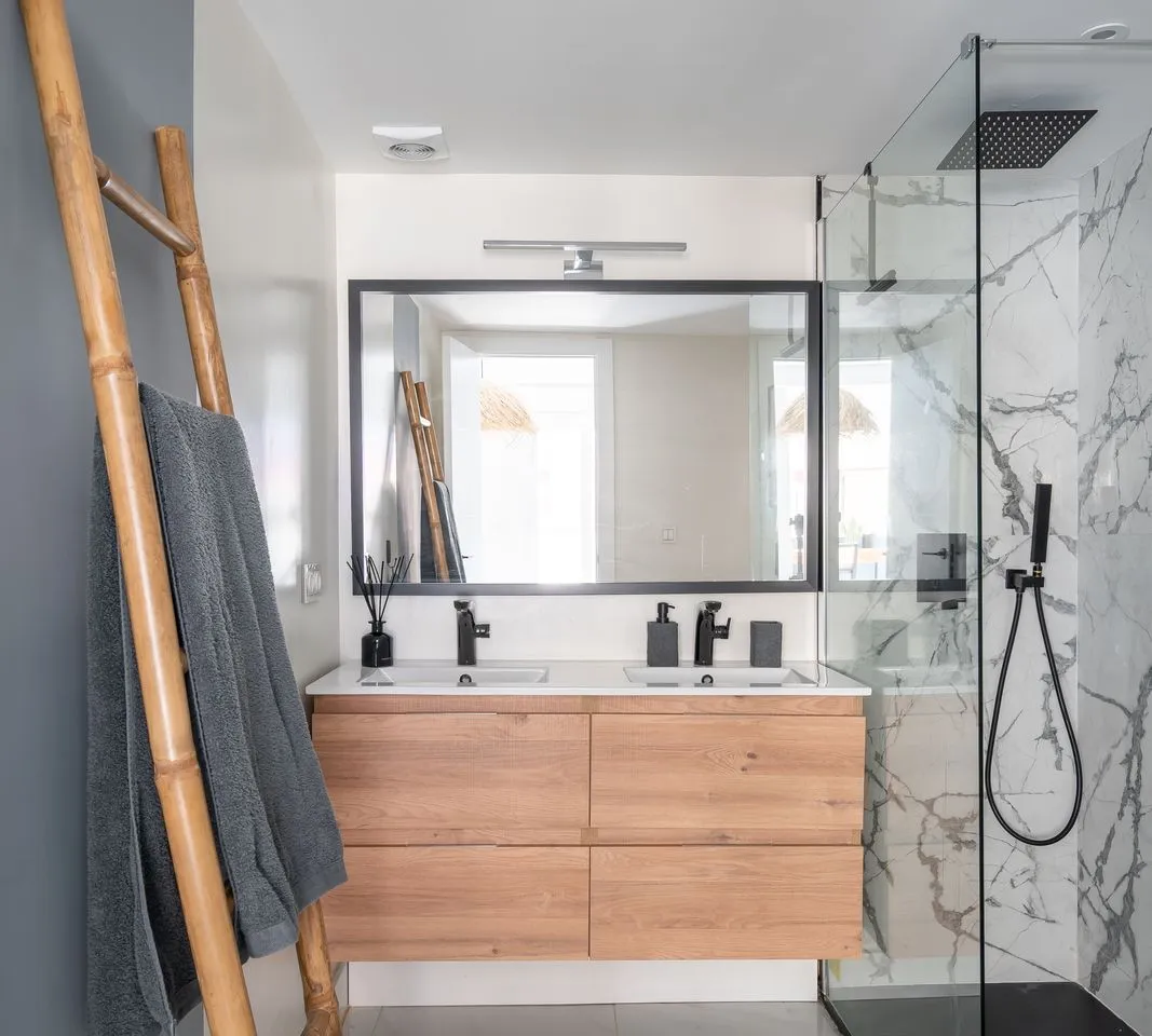 bb6f5ac5-5076-4d89-a993-cea59a392210